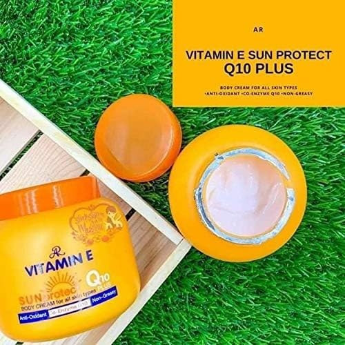 کرم ضد آفتاب و مرطوب کننده Q10 آنتی اکسیدان 200 گرم تایلندی AR vitamin e sun protect Q10 plus body cream