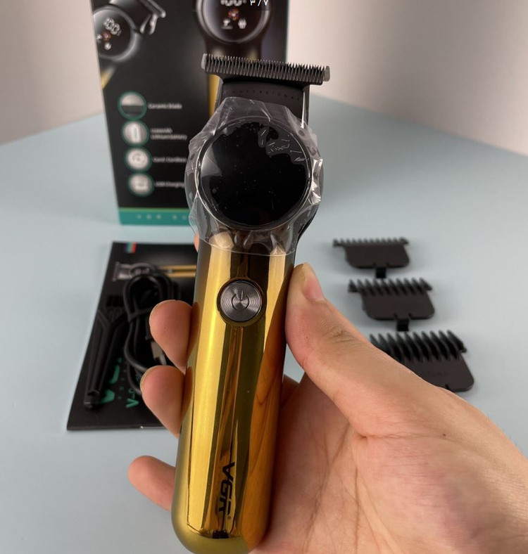 ماشین اصلاح سر و صورت وی جی آر مدل V-989 رنگ رندوم